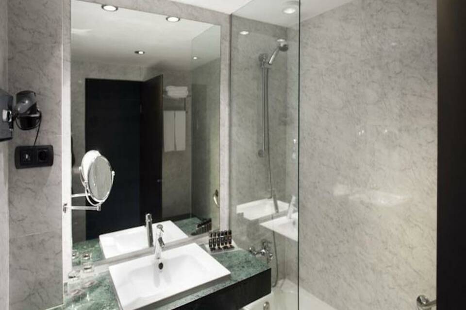 Mercure Barcelona Condor 2