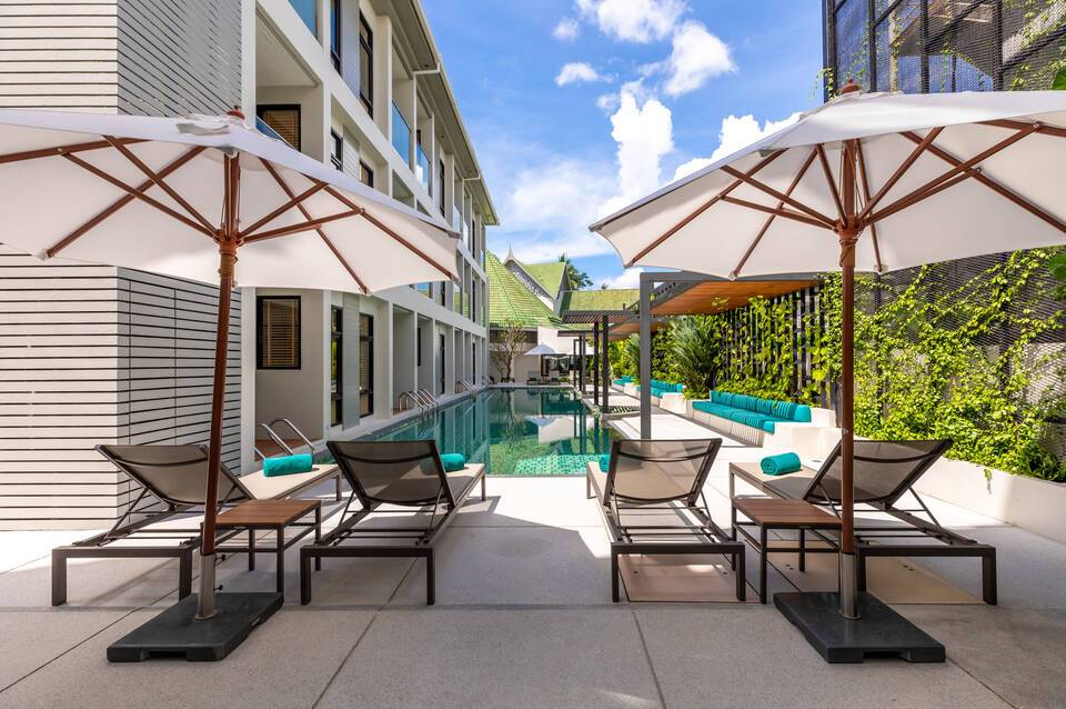OUTRIGGER Surin Beach Resort 2