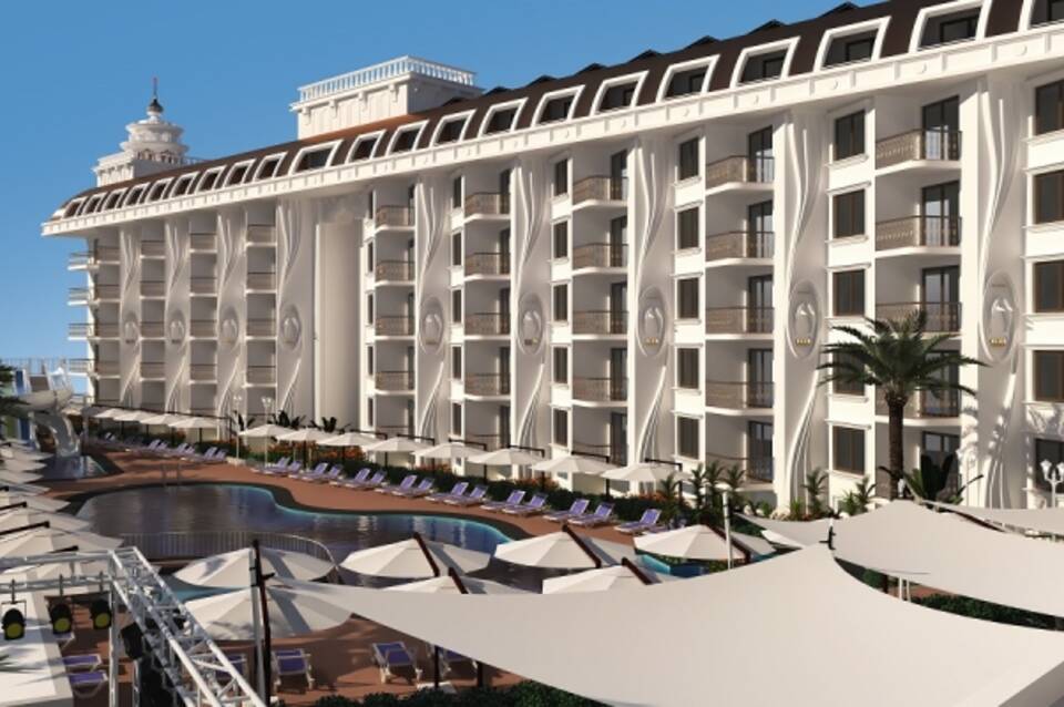 Blue Marlin Deluxe Spa & Resort 5