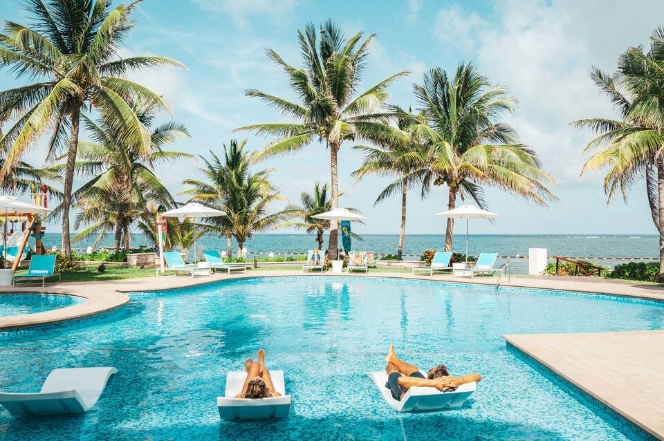 Margaritaville Island Reserve Riviera Cancún by Karisma 1