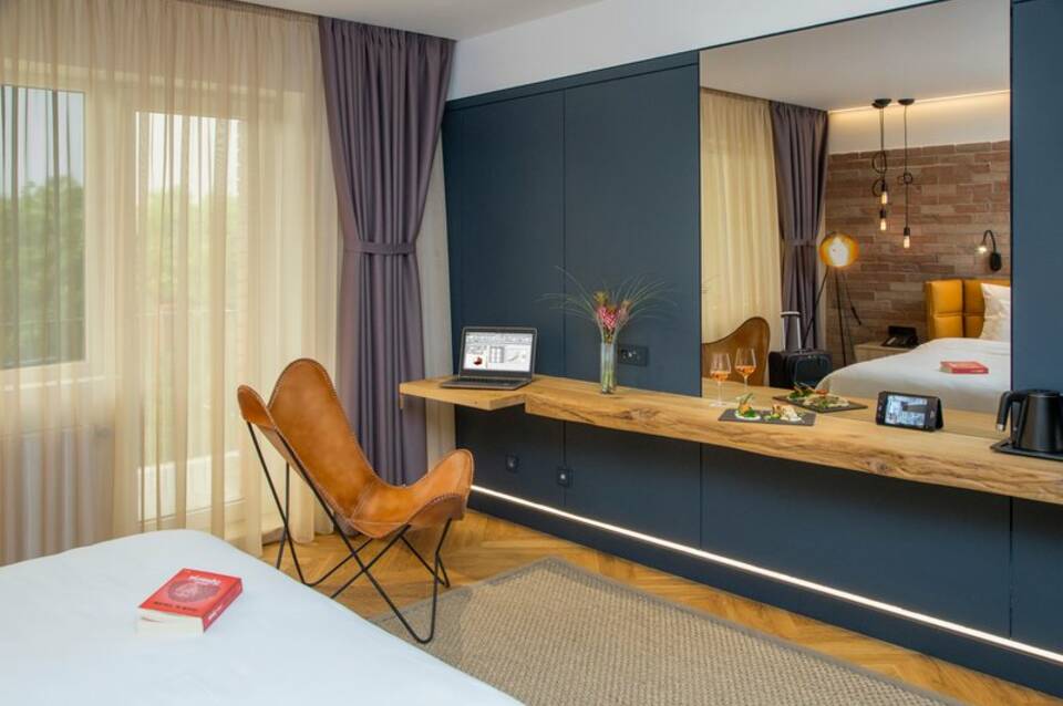 Caro Hotel Bucharest 2
