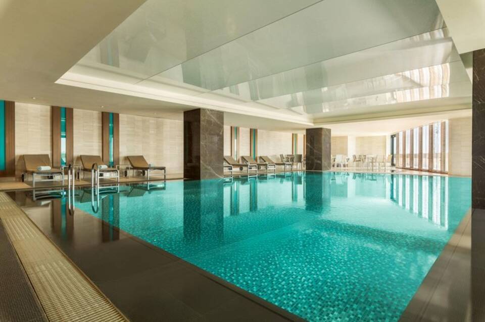 Ramada Plaza by Wyndham Istanbul Tekstilkent 5