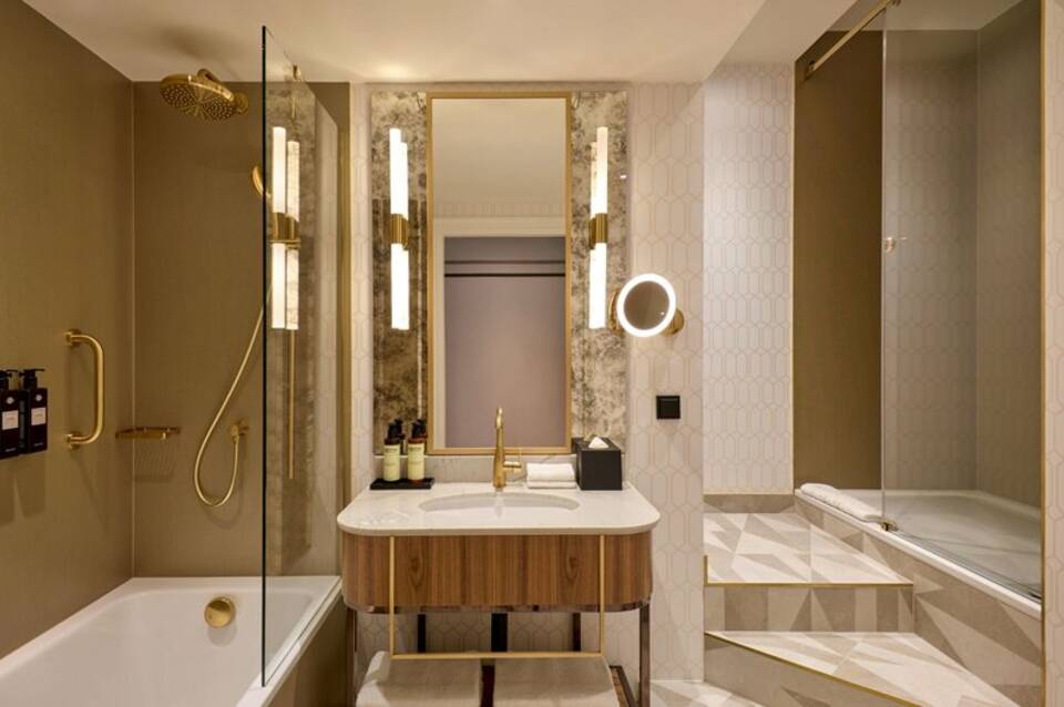 Hotel Saski Krakow, Curio Collection by Hilton 3