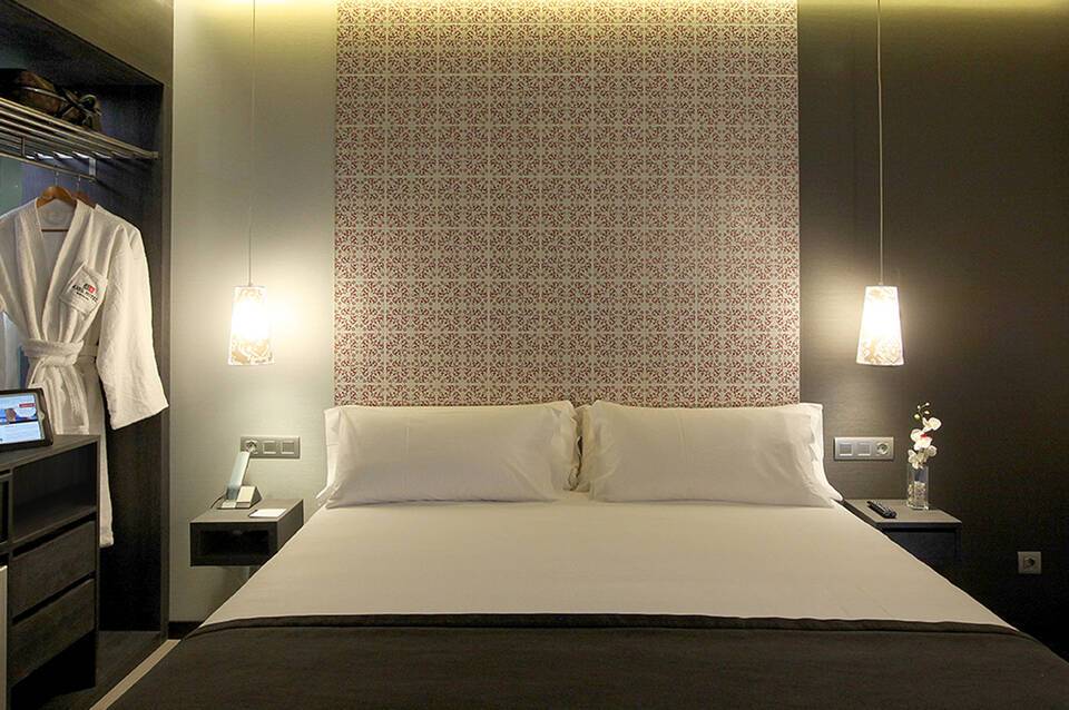 TWO Hotel Barcelona by Axel 5