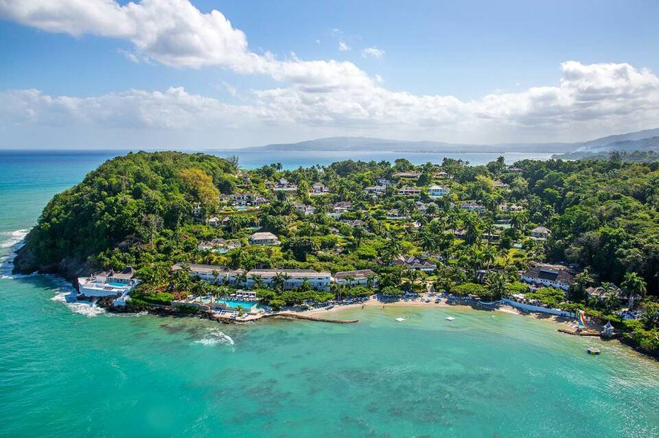 Round Hill Hotel & Villas 2