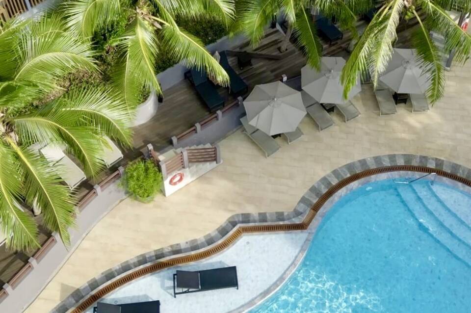 Holiday Inn Resort Krabi Ao Nang Beach 5