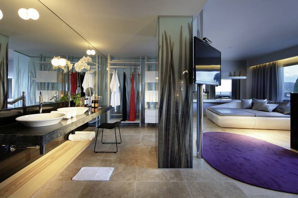 Ushuaïa Ibiza Beach Hotel & The Unexpected Ibiza Hotel 2