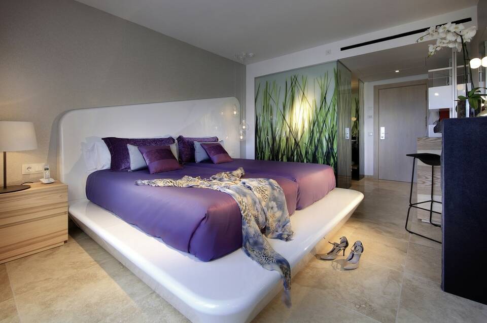 Ushuaïa Ibiza Beach Hotel & The Unexpected Ibiza Hotel 4