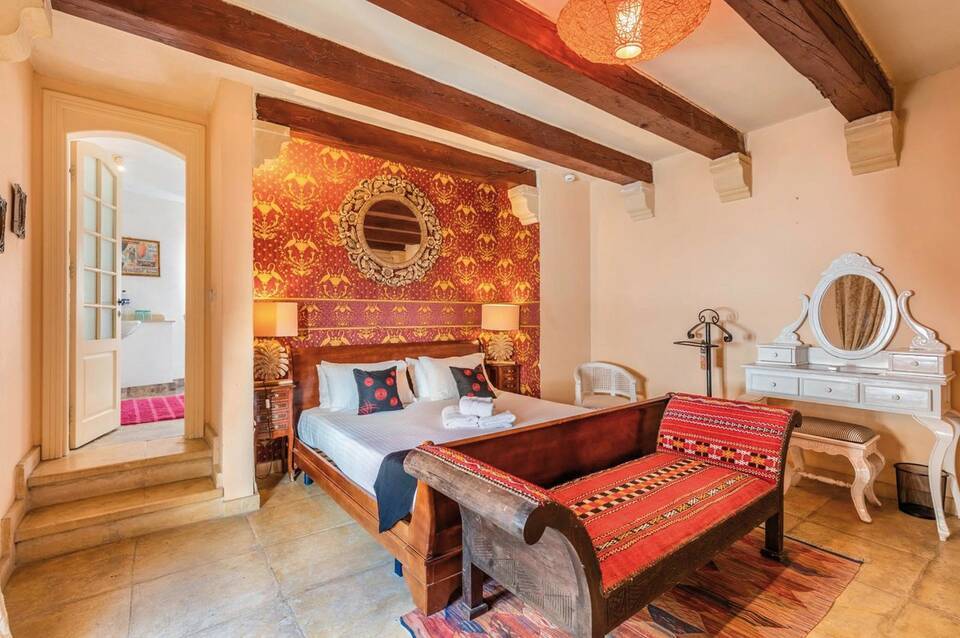 Chapel 5 Boutique Suites 2