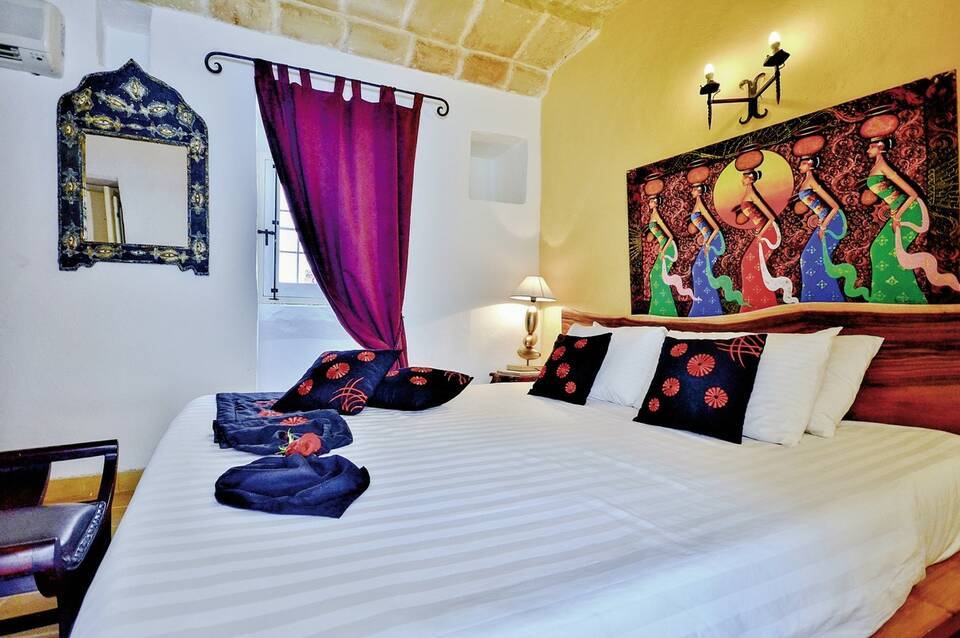 Chapel 5 Boutique Suites 4