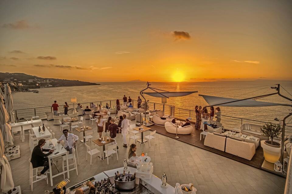 Hotel Mediterraneo Sorrento 4