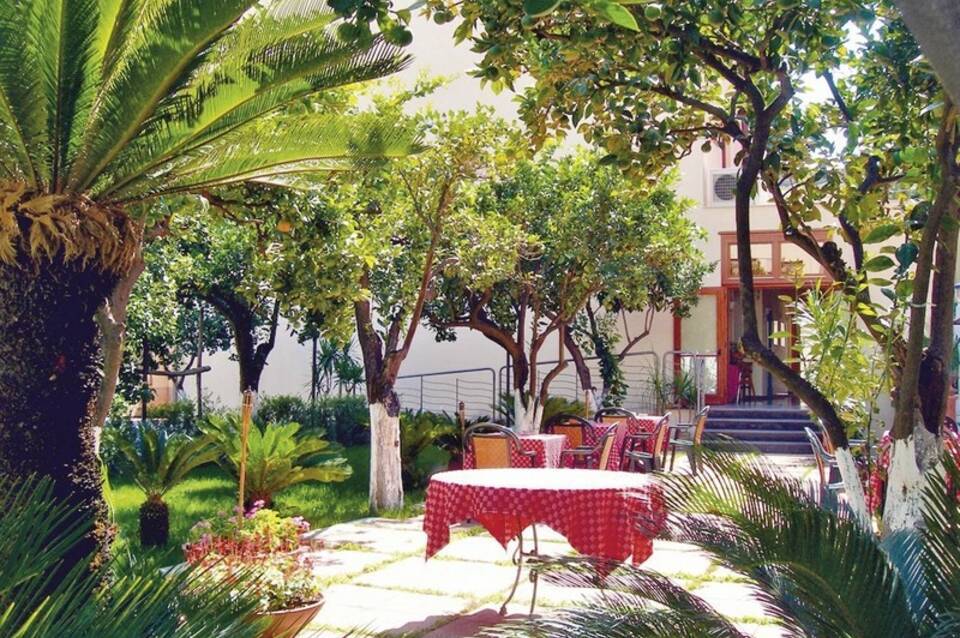 Hotel Diana 3