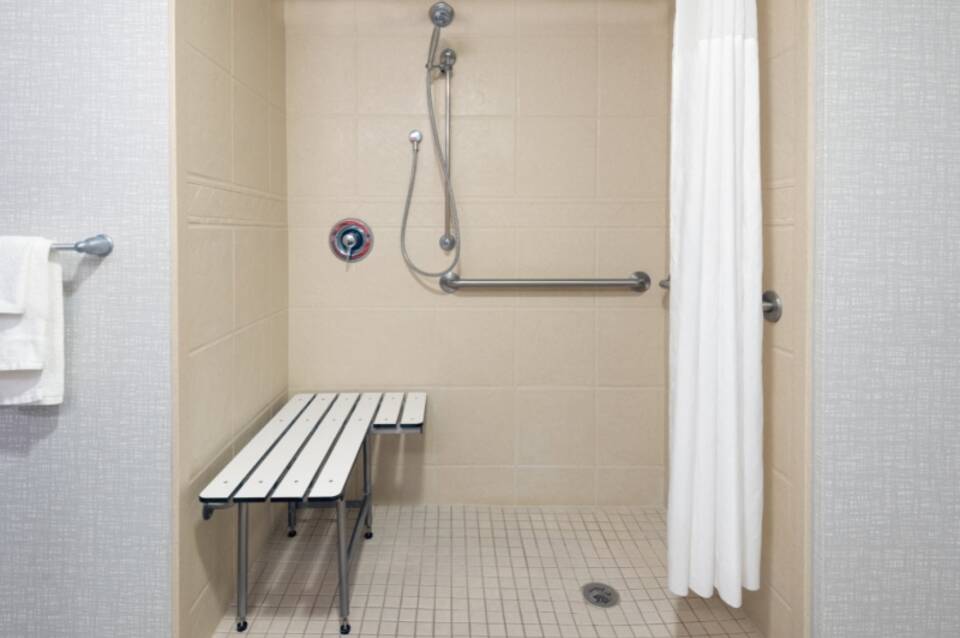 Hampton Inn & Suites Orlando Airport @ Gateway Village 1