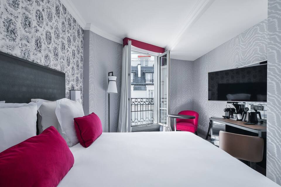 Maison Astor Paris, Curio Collection by Hilton 2