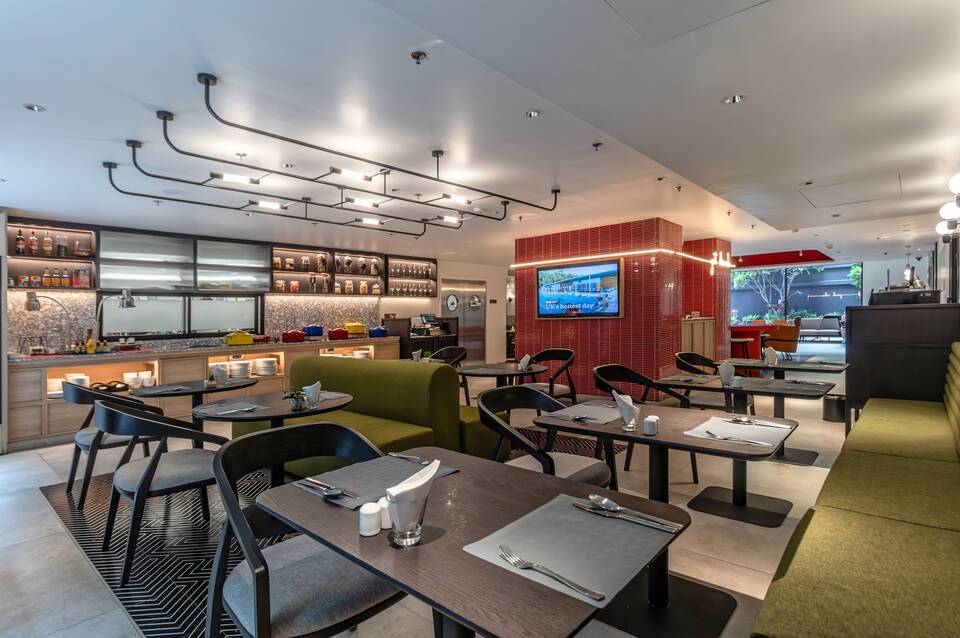 Oakwood Studios Sukhumvit Bangkok 3
