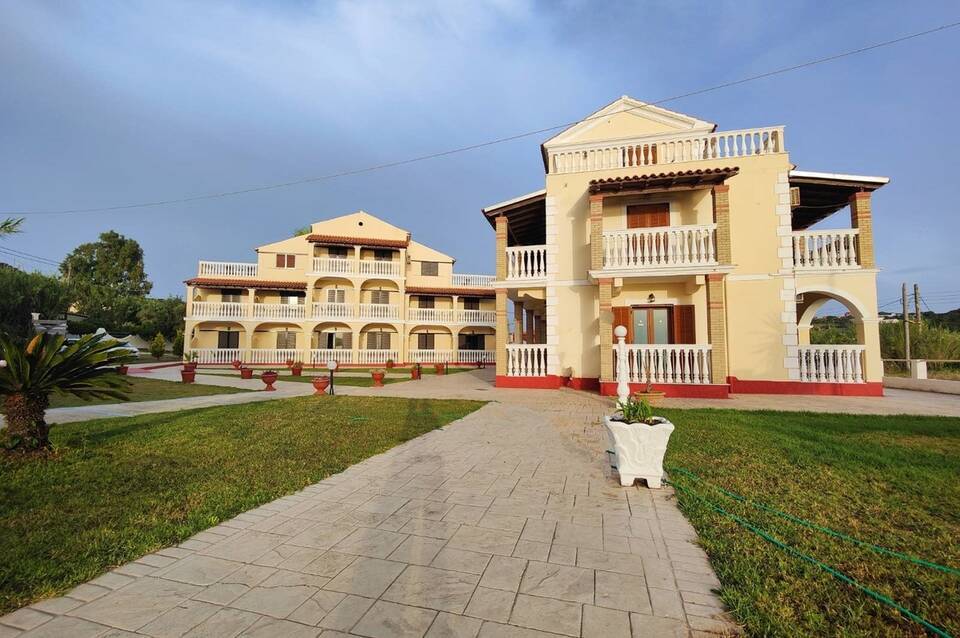 Sun Sea View Hotel 1