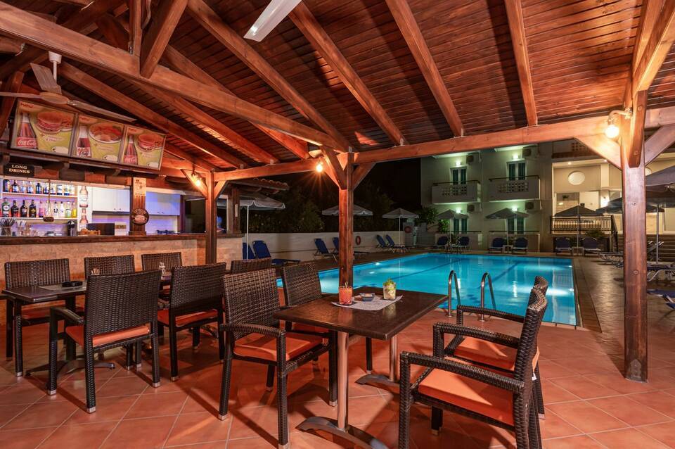 Sisi Breeze Hotel 5