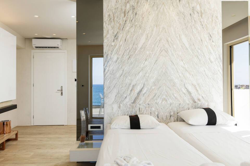 Kahlua Sea View Suites 2