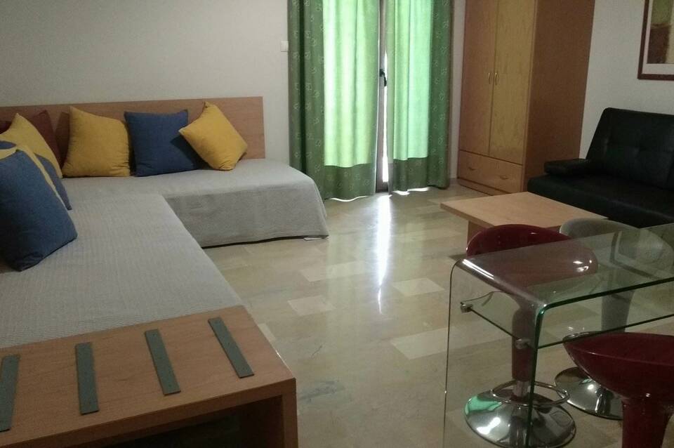 Vassilias Beach Hotel 4