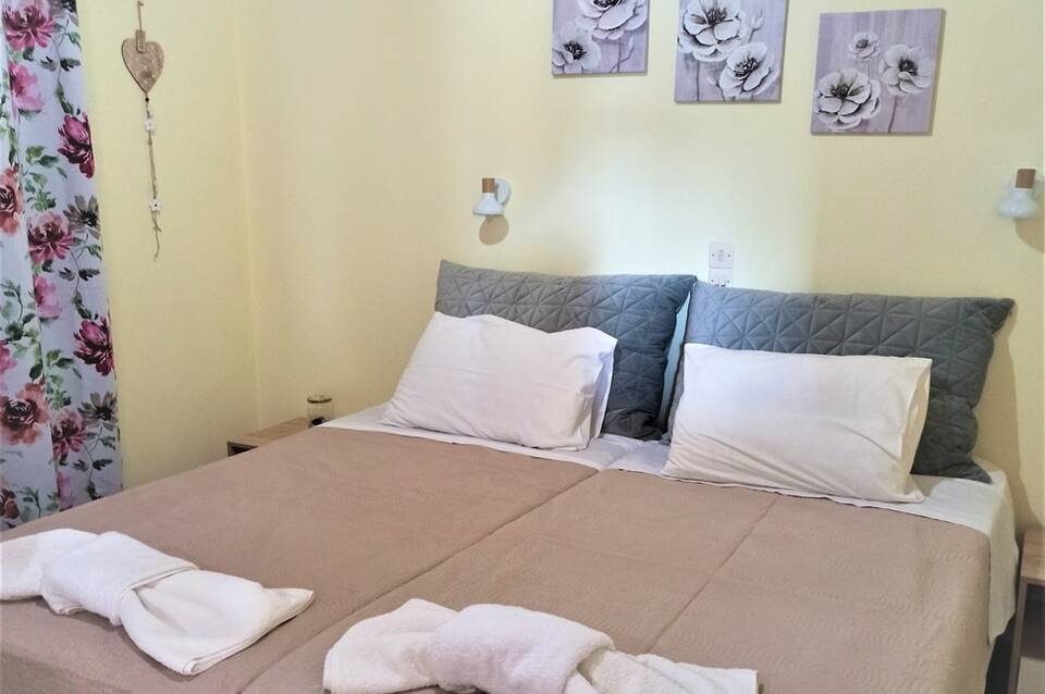 Amadeus Hawaii Studios & Apartments 3