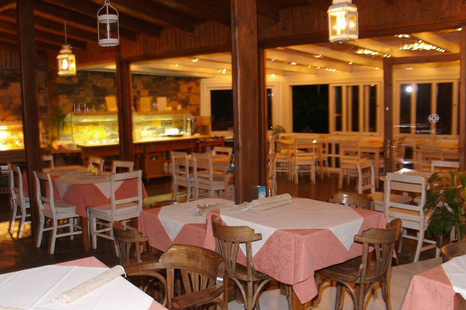 Cretan Village Hotel 5
