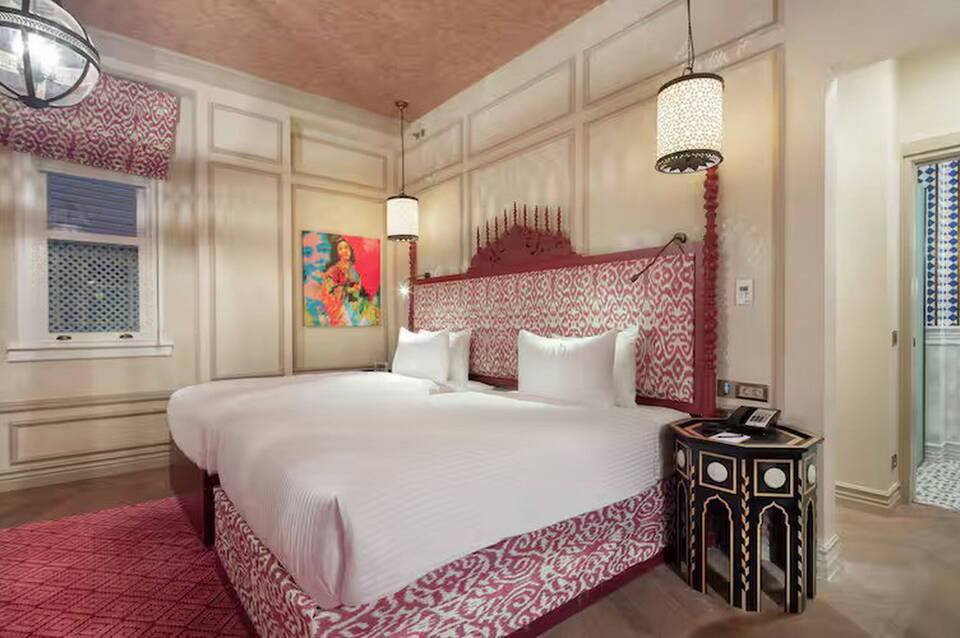 Hagia Sofia Mansions Istanbul, Curio Collection by Hilton 3