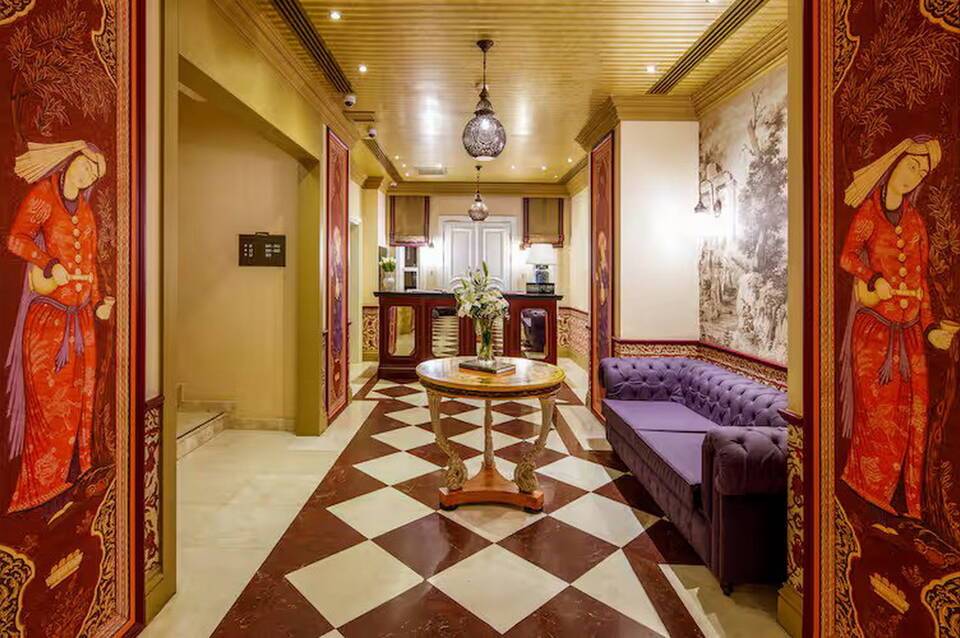 Hagia Sofia Mansions Istanbul, Curio Collection by Hilton 4