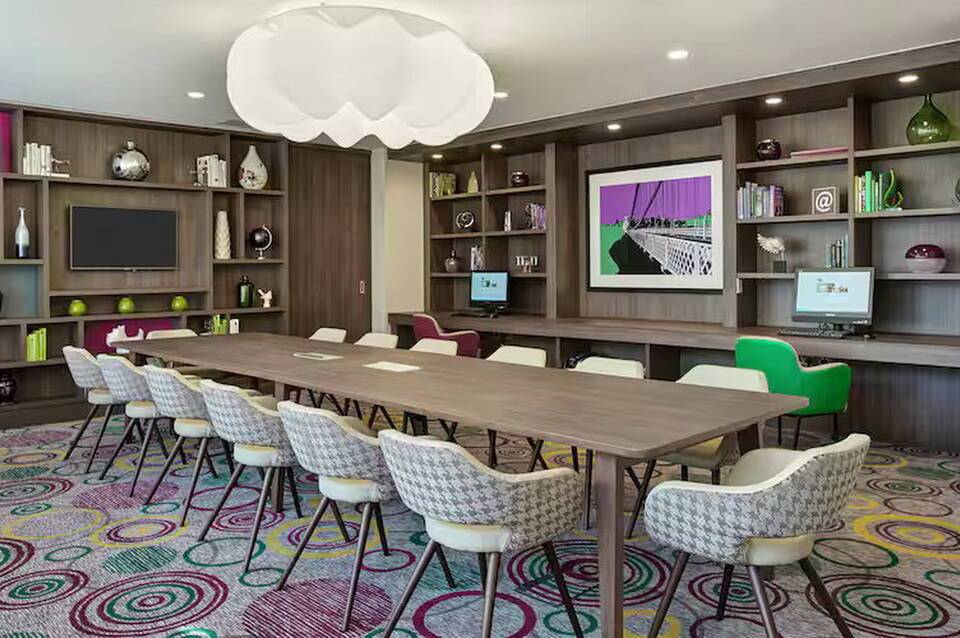 Hampton By Hilton Istanbul Merter 1