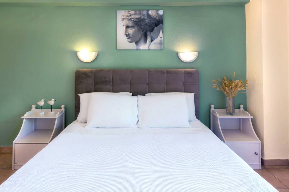 Julia Hotel 2