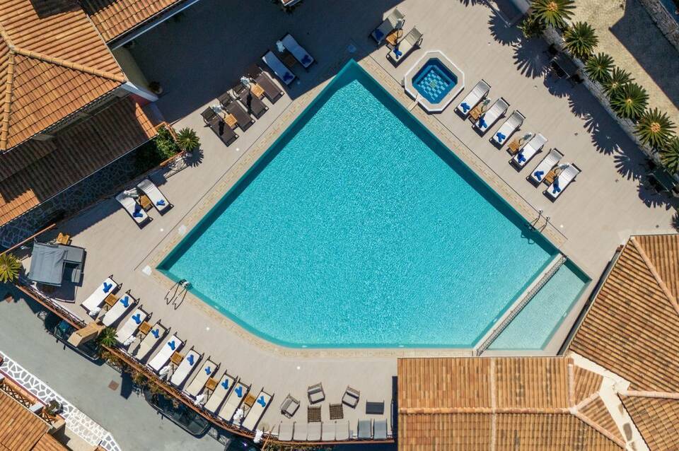 Sea View Village Studios & Apartments 2