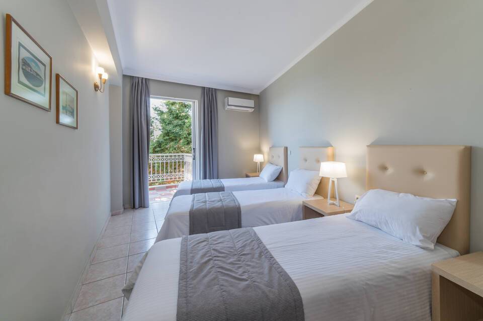 Xenos Kamara Beach Hotel 2