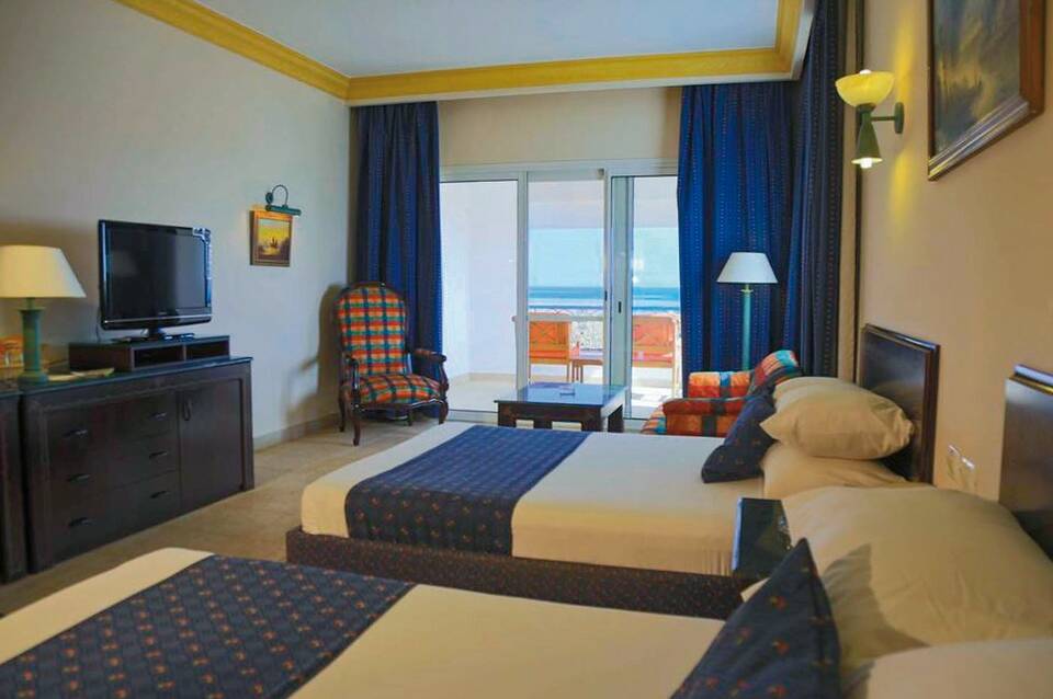 Lahami Bay Beach Resort & Gardens 2