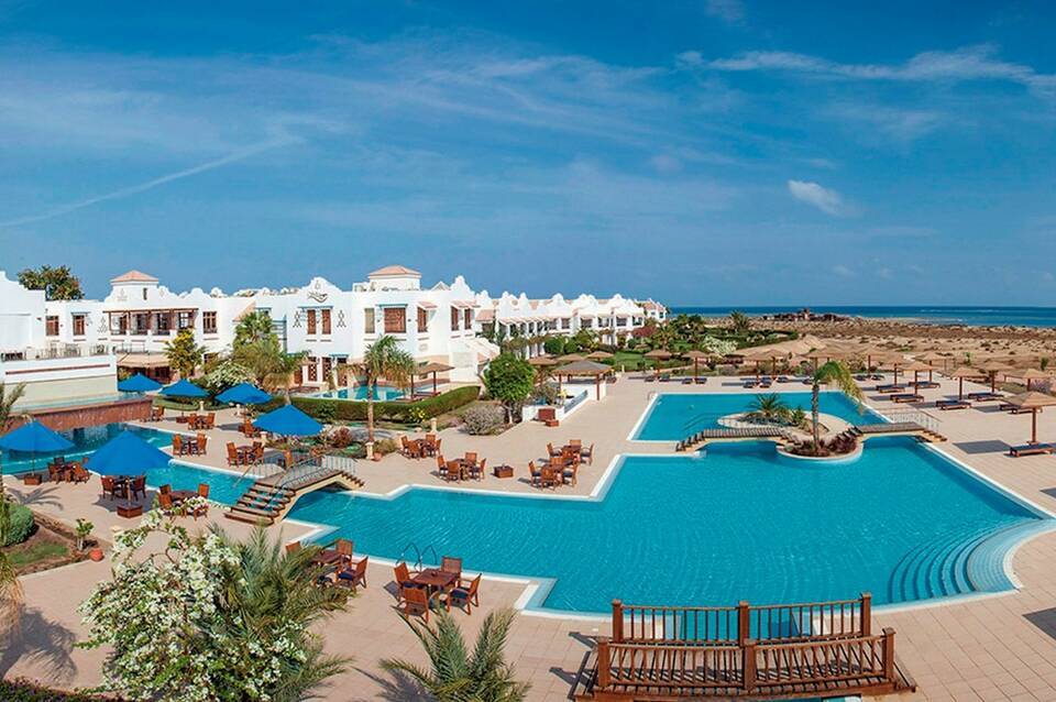 Lahami Bay Beach Resort & Gardens 4