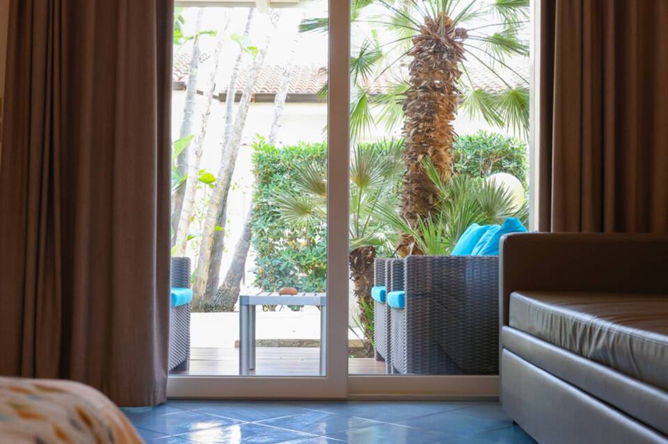 Baia Del Godano Resort & Spa 1