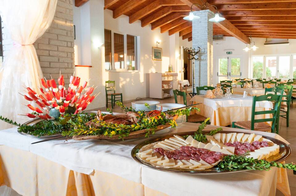 Lu' Hotel Porto Pino 4