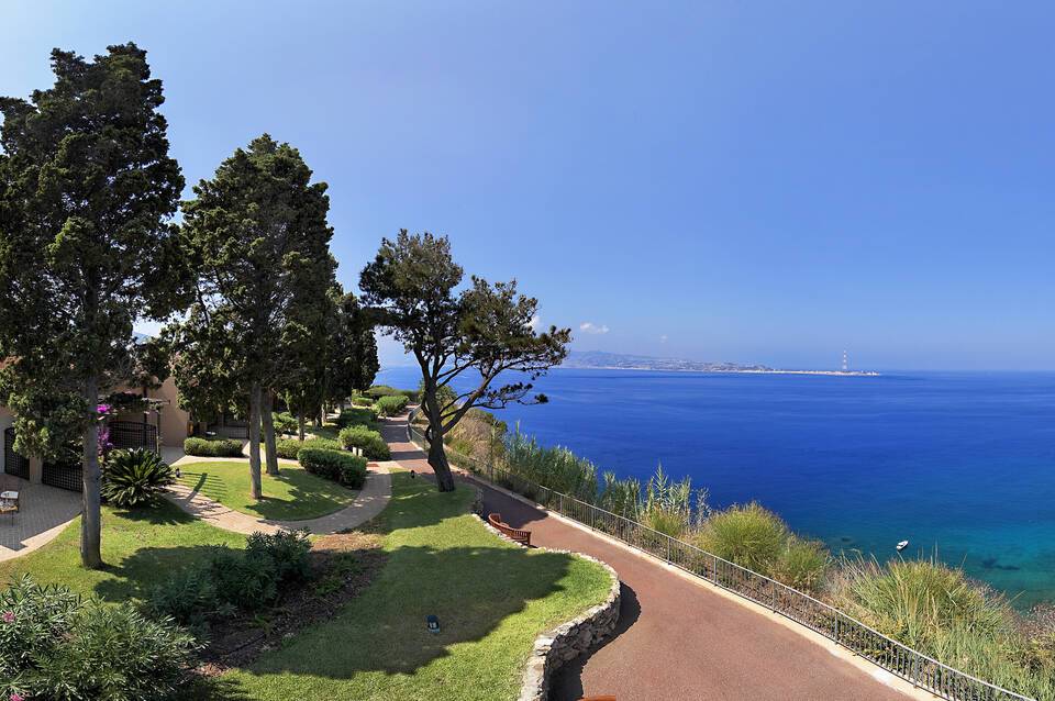 Altafiumara Resort & Spa 2