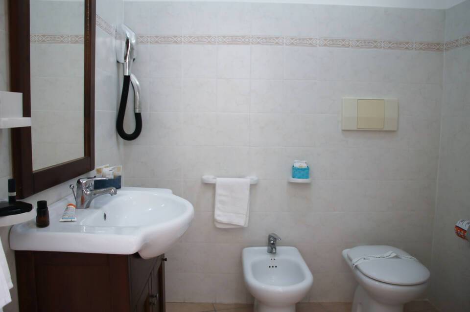 Albergo L'Ancora 3