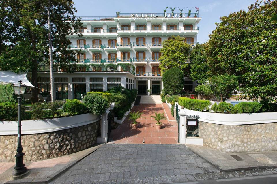 Majestic Palace Sorrento Curio Collection by Hilton 1