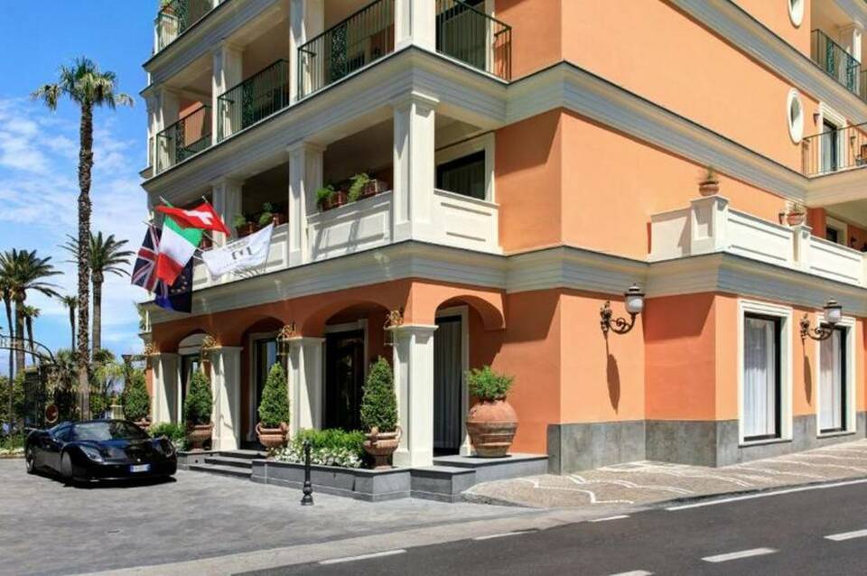 Grand Hotel Royal 1