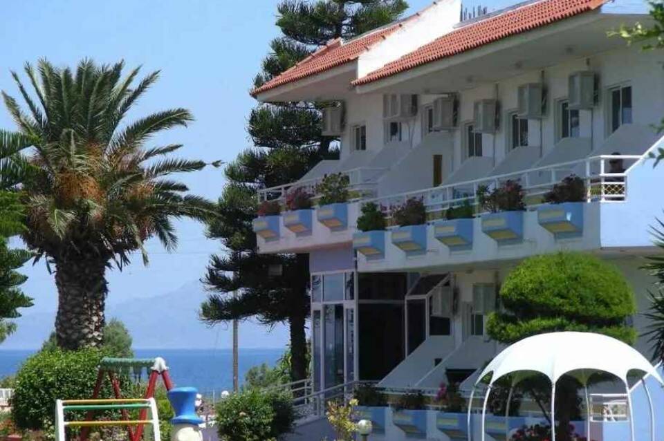 Asterias Bay Hotel 2