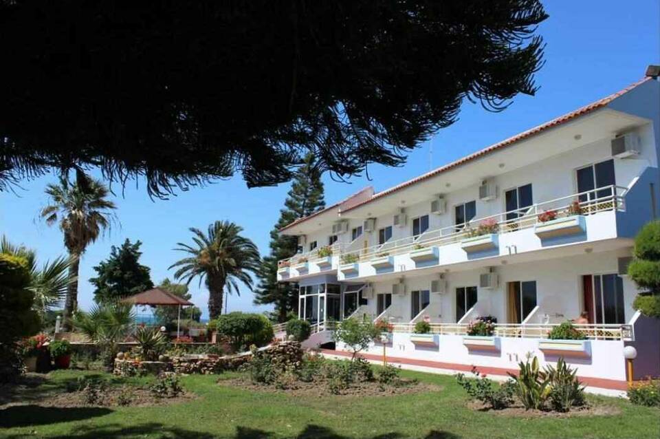 Asterias Bay Hotel 4