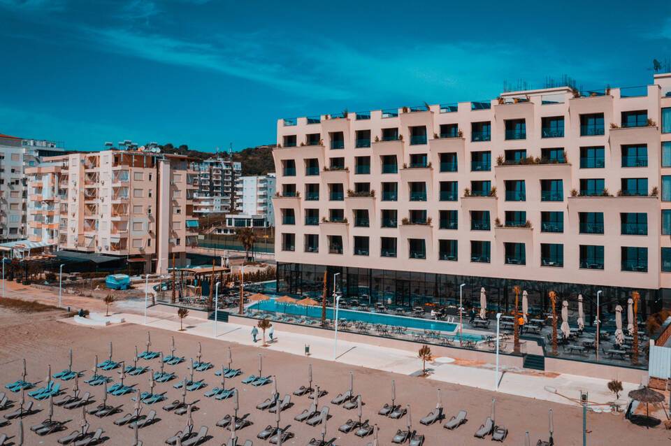 Royal G Deluxe Hotel & Spa 1