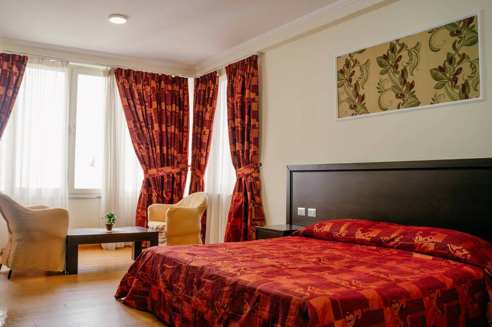 Leonardo Hotel - Durres 5