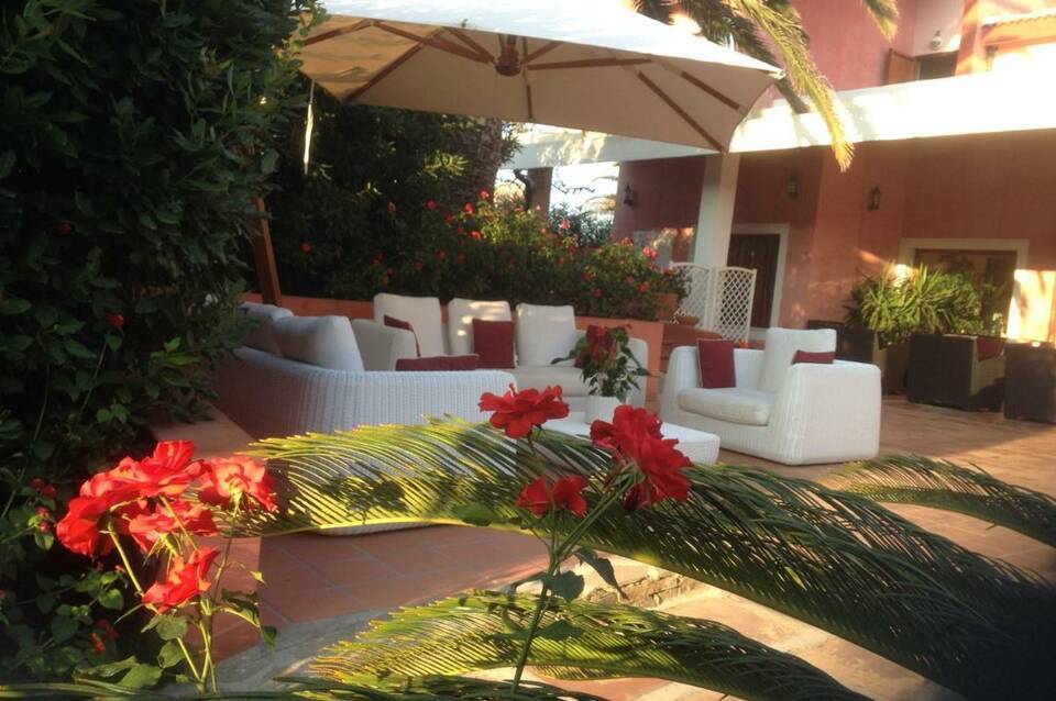 Cala Rosa Club Hotel 5