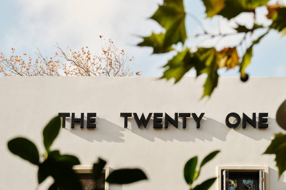 Twentyone Hotel 4