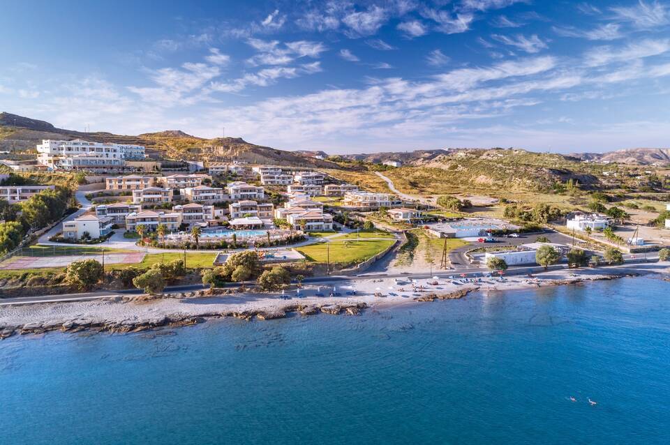 Grand Blue Beach Hotel 1