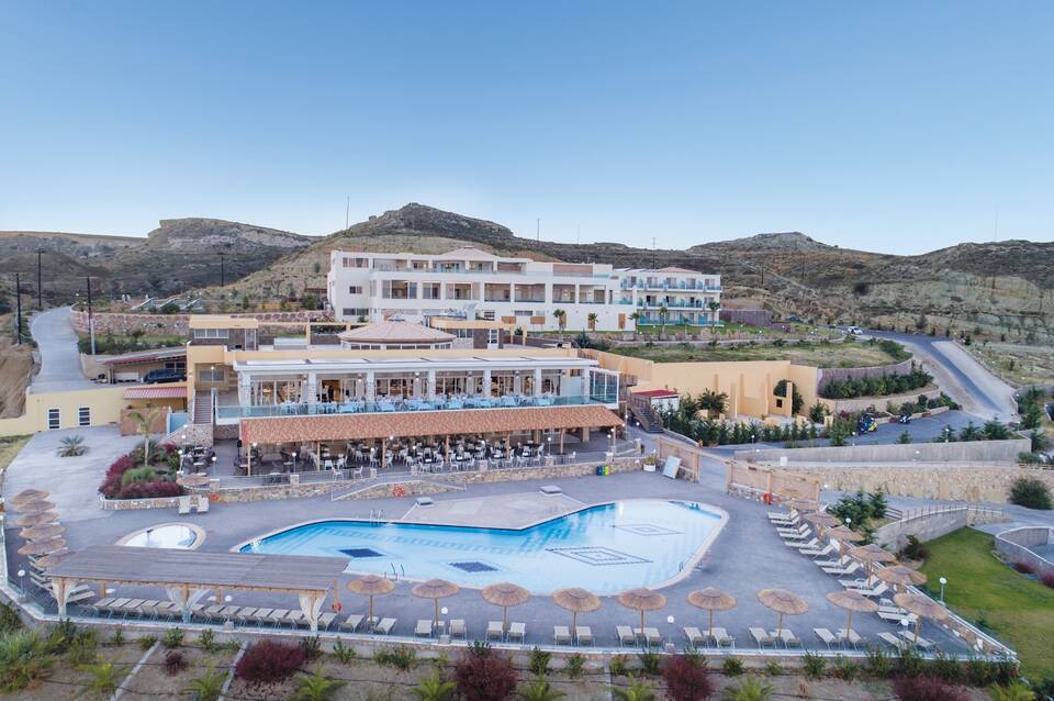 Grand Blue Beach Hotel 2