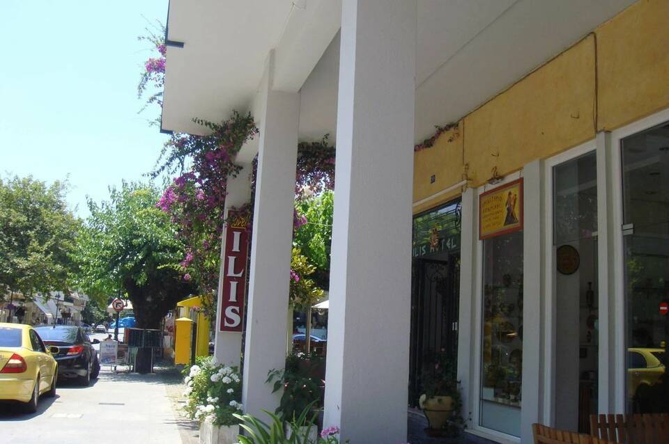 Hotel Ilis 3