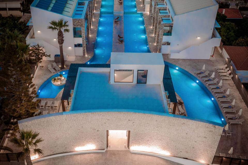 Cavo Suites 2