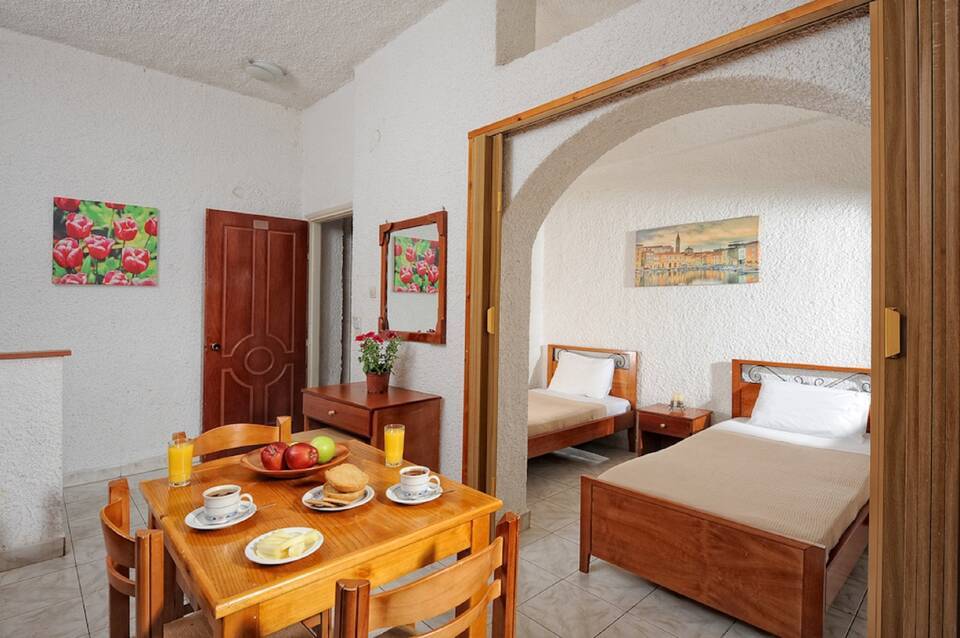 Erofili Apartments 4